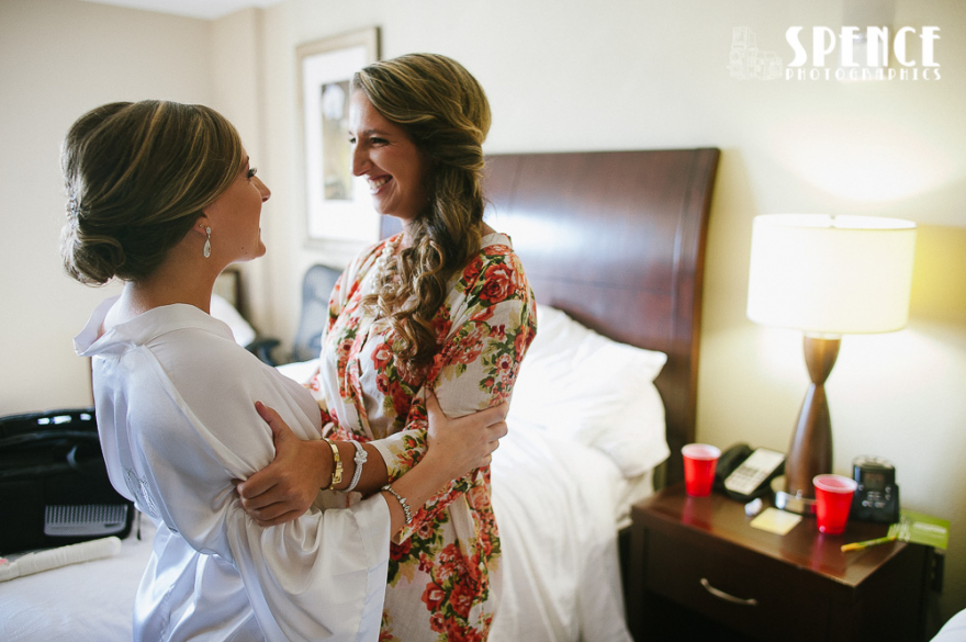 Hollow_Creek_Middletown_Wedding_Julianne_Joey_blog_009