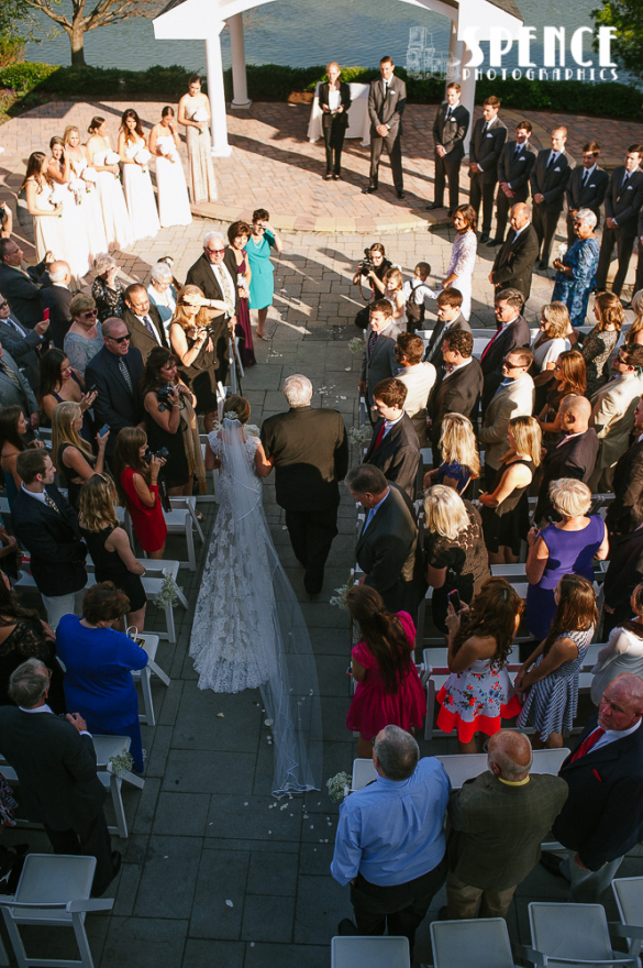 Hollow_Creek_Middletown_Wedding_Julianne_Joey_blog_036