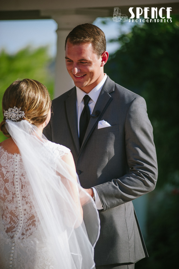 Hollow_Creek_Middletown_Wedding_Julianne_Joey_blog_038