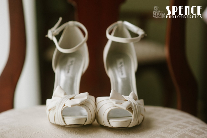 Stone_Manor_Middletown_Wedding_Laura_Tyler_001
