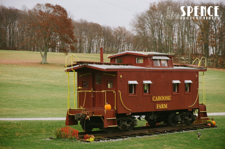 Caboose_Farms_Thurmont_Wedding_Keira_Ruth_blog_009