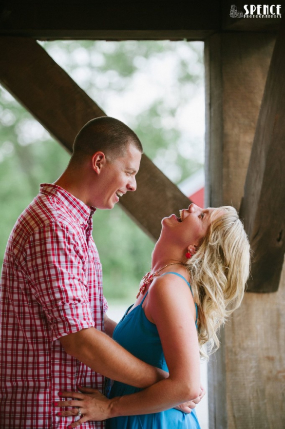 Kinder_Farm_Engagement_Callie_Dan_111_upload